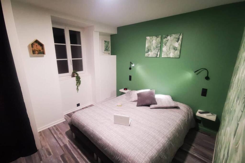 Au Numero 4 Châteauroux Exterior foto